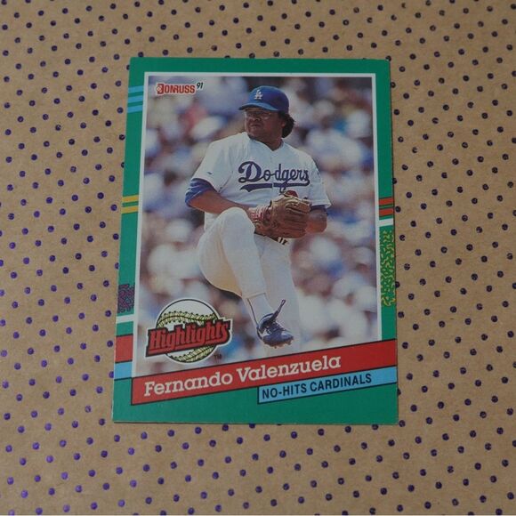 Fernando Valenzuela BC-11 Baseball Card - Picture 1 of 2